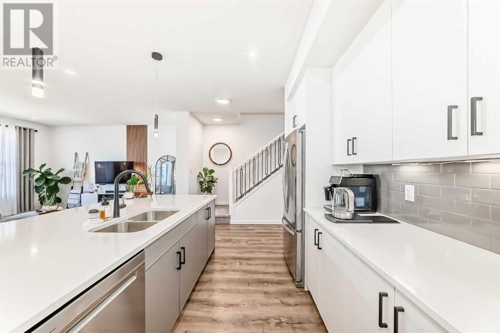 12 Magnolia Crescent Se, Calgary, Alberta  T3M 3M8 - Photo 5 - A2219127