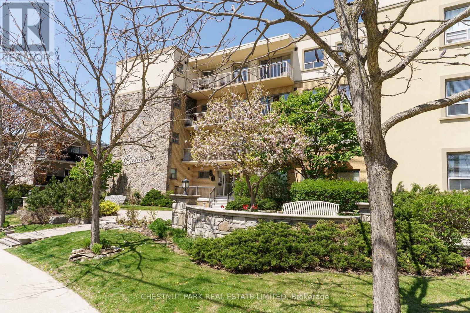 205 - 60 Gulliver Road, Toronto, Ontario  M6M 2M6 - Photo 3 - W12142945