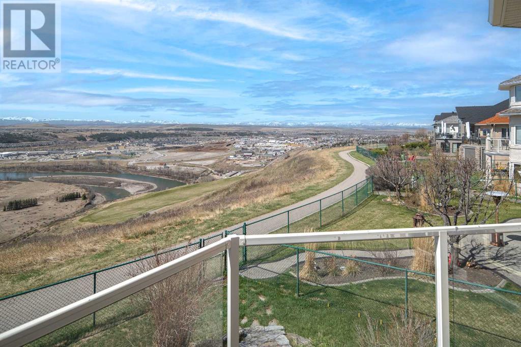 120 Gleneagles Landing, Cochrane, Alberta  T4C 1W3 - Photo 2 - A2216789