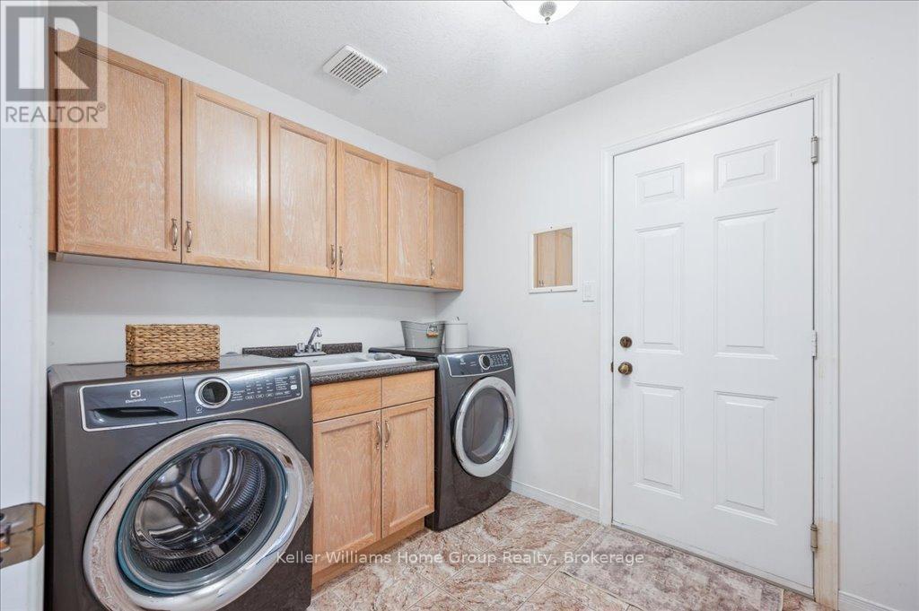 38 Oakridge Crescent, Guelph (Pineridge/westminster Woods), Ontario  N1L 1J3 - Photo 26 - X12141582