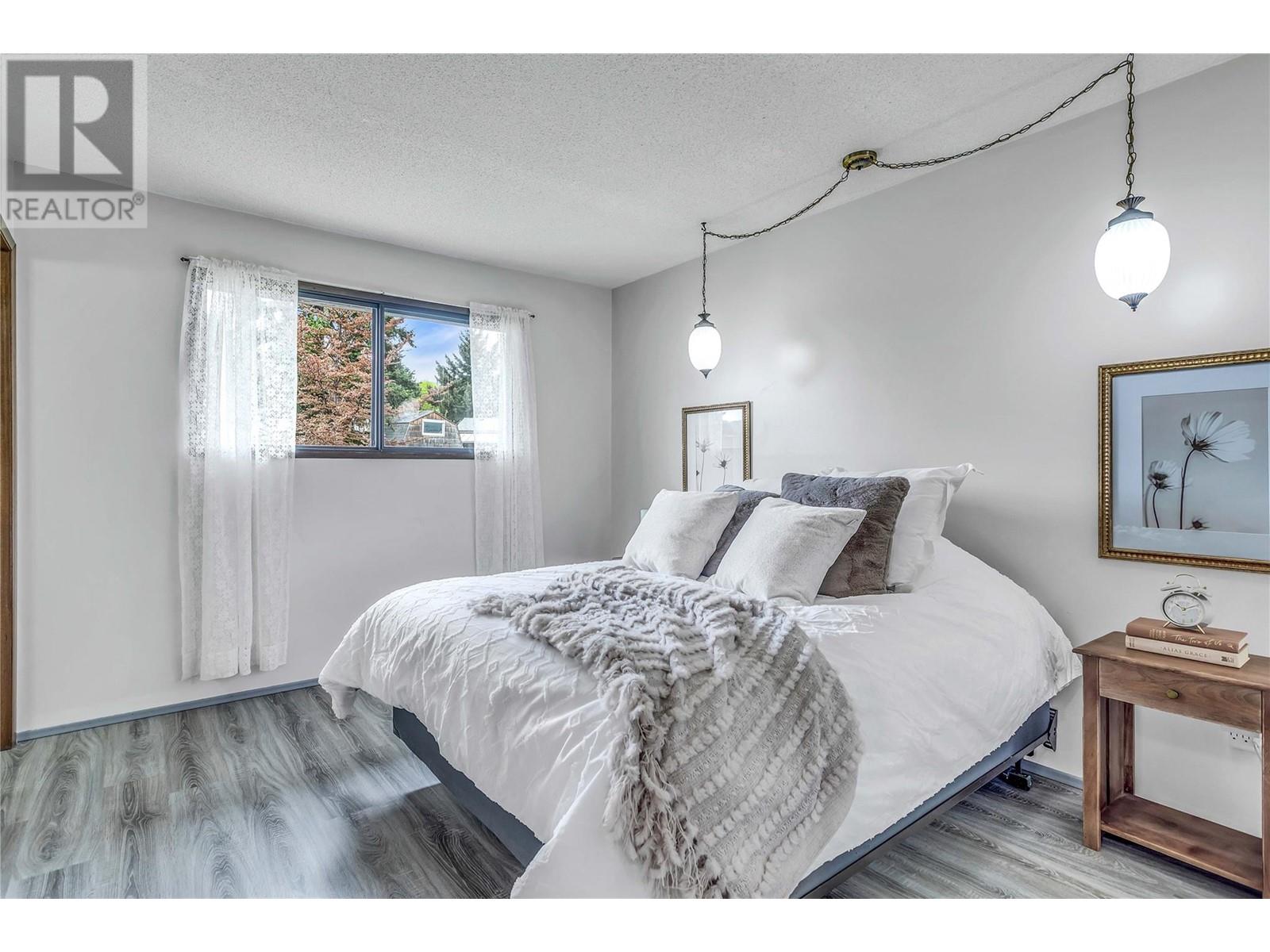 10090 Kel Vern Crescent, Lake Country, British Columbia  V4V 1L3 - Photo 7 - 10346707