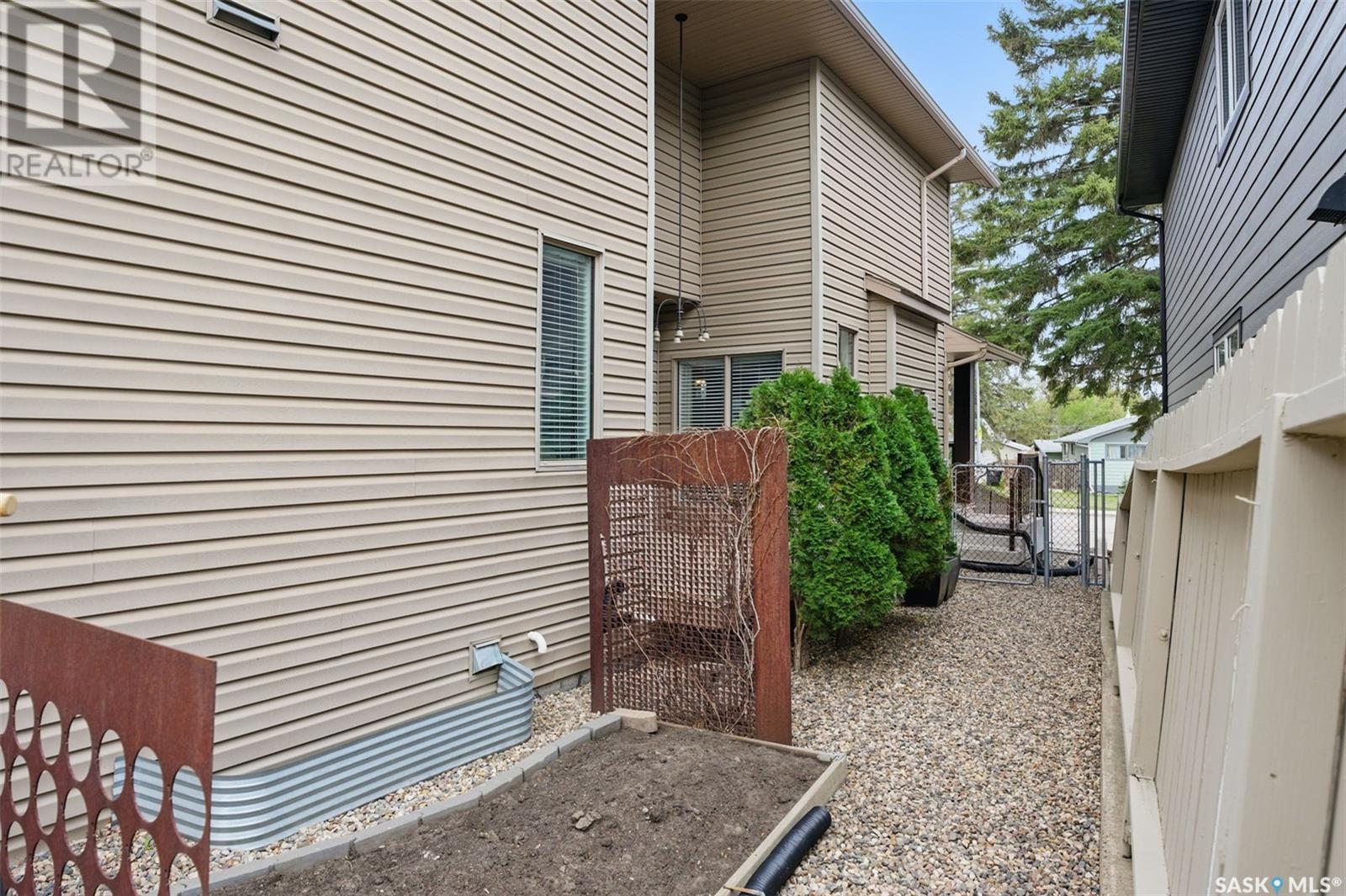 1603a 9th Avenue N, Saskatoon, Saskatchewan  S7K 2Z9 - Photo 37 - SK005596