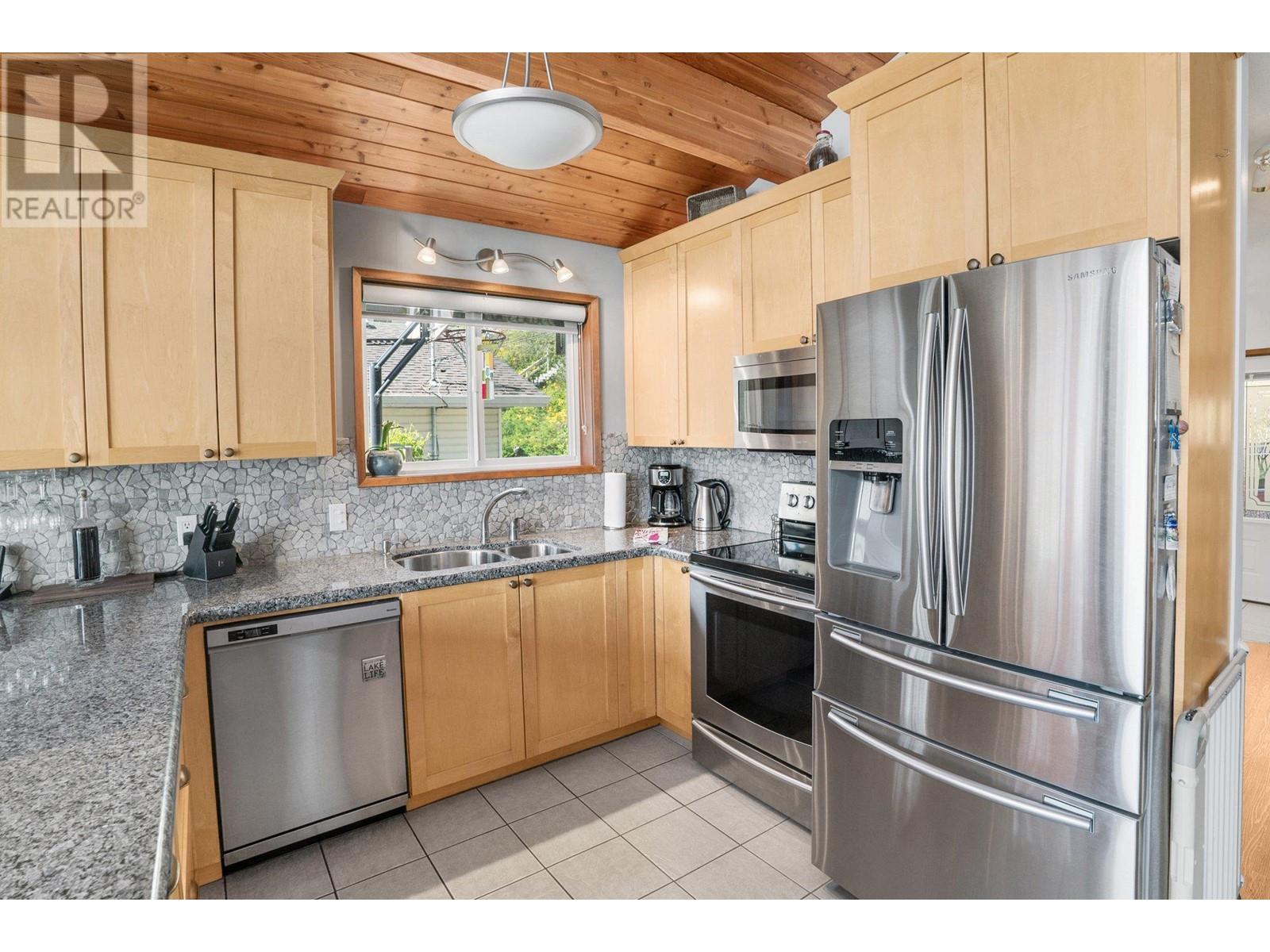 Property at 8525 Ewings Landing Road Unit# 15 image 5