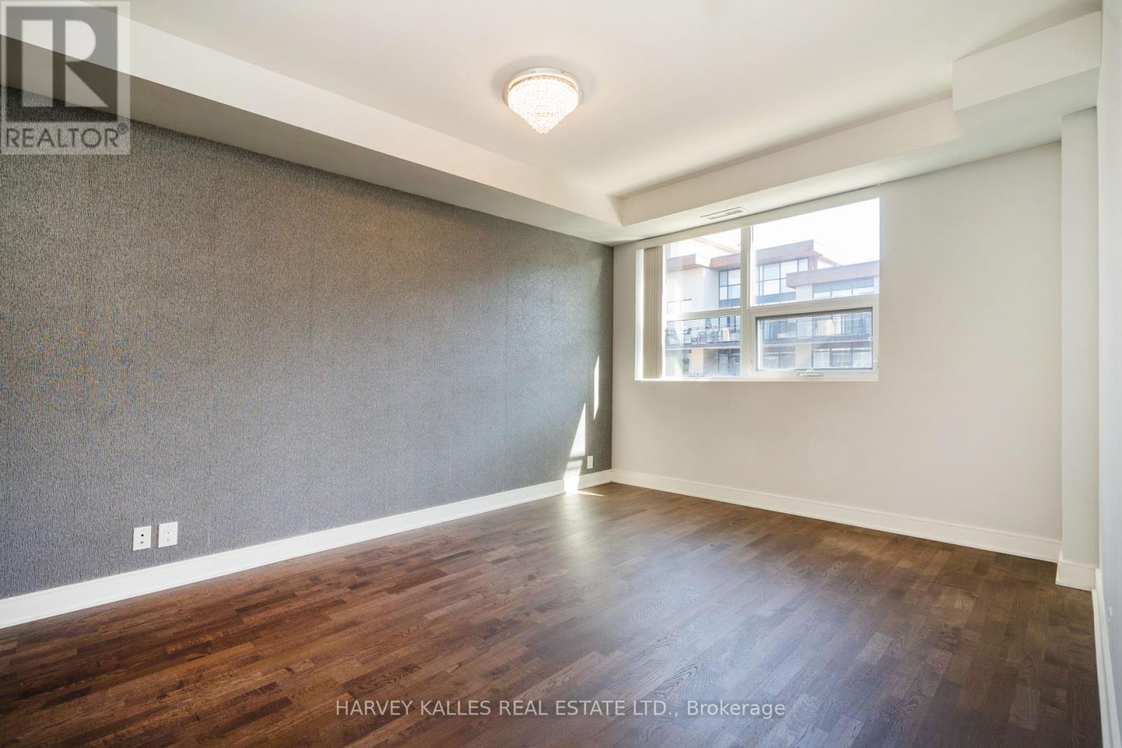 366 - 1575 Lakeshore Road W, Mississauga, Ontario  L5J 0B1 - Photo 39 - W12143097