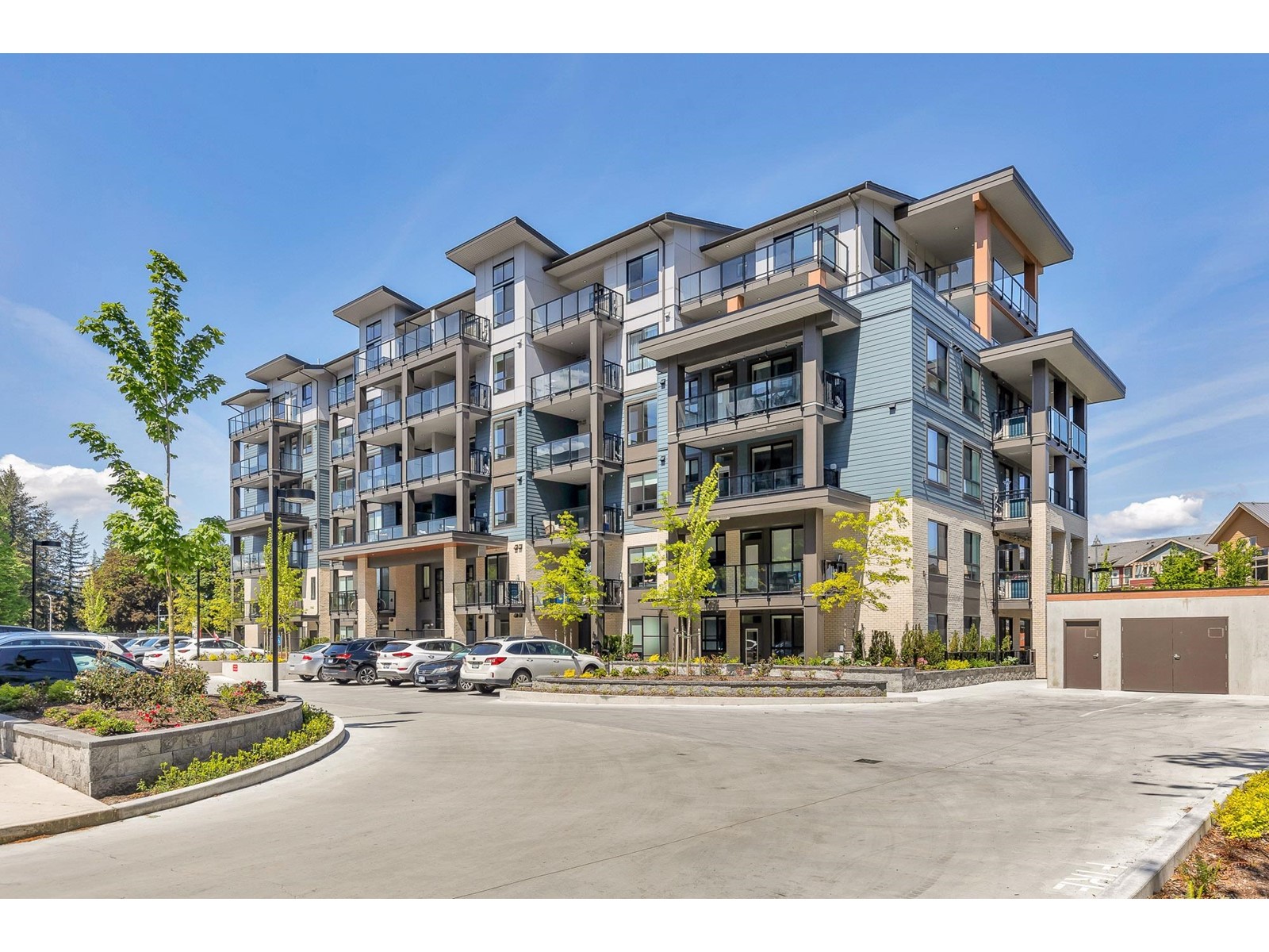 Property at 112 45497 CAMPUS DRIVE image 1