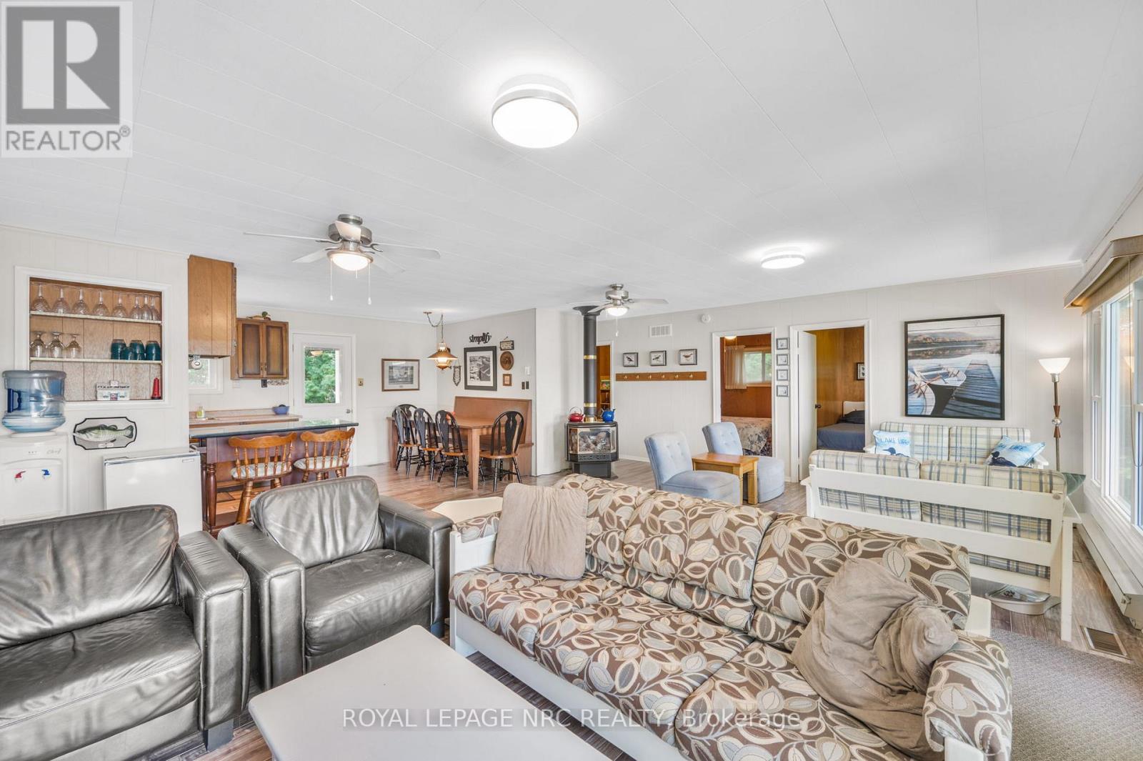 53 Duncombe Drive, Kawartha Lakes, Ontario  K0M 1K0 - Photo 3 - X12143166