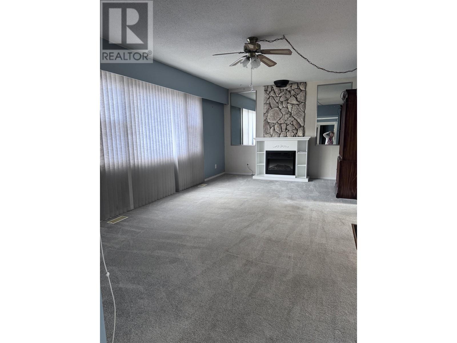 Property at 4089 W AUSTIN ROAD image 5