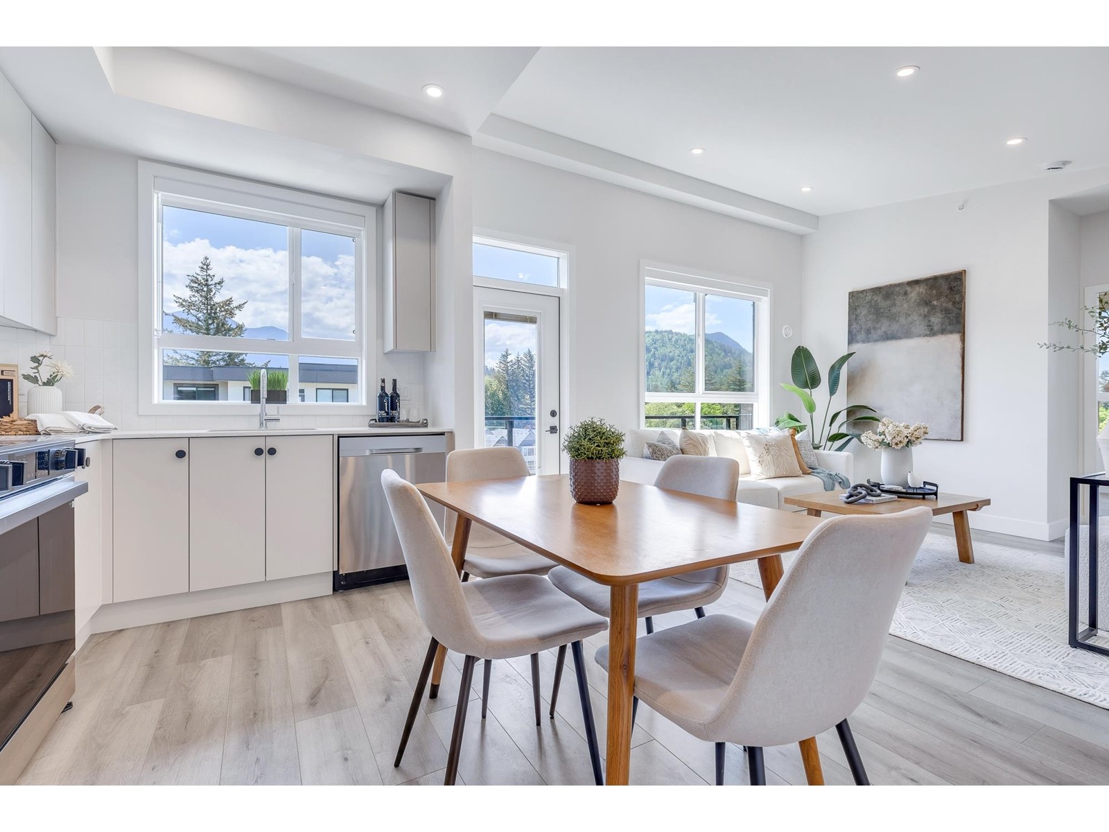 603 45497 Campus Drive, Garrison Crossing, Chilliwack, British Columbia  V2R 6L8 - Photo 5 - R3000648
