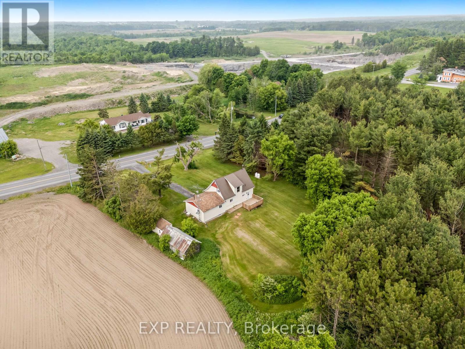 330 Concession 1 Road, Champlain, Ontario  K0B 1R0 - Photo 5 - X12143154