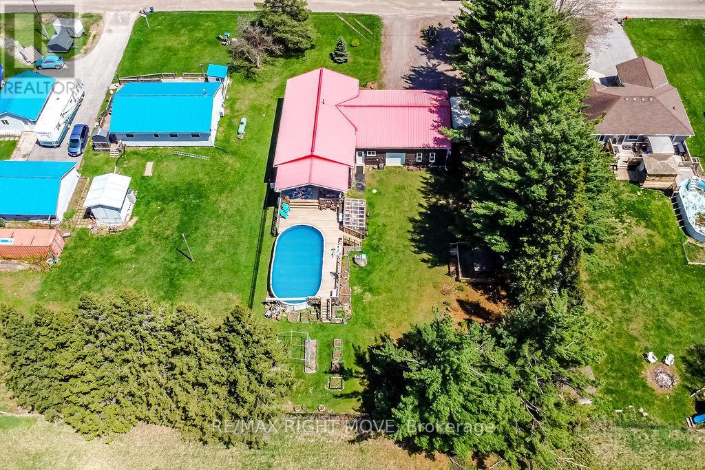 12 Fulsom Crescent, Kawartha Lakes, Ontario  L3V 6H5 - Photo 3 - X12134314