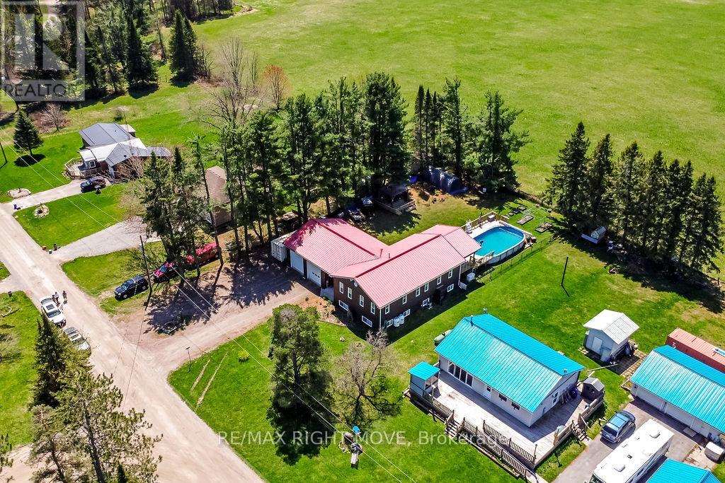 12 Fulsom Crescent, Kawartha Lakes, Ontario  L3V 6H5 - Photo 44 - X12134314