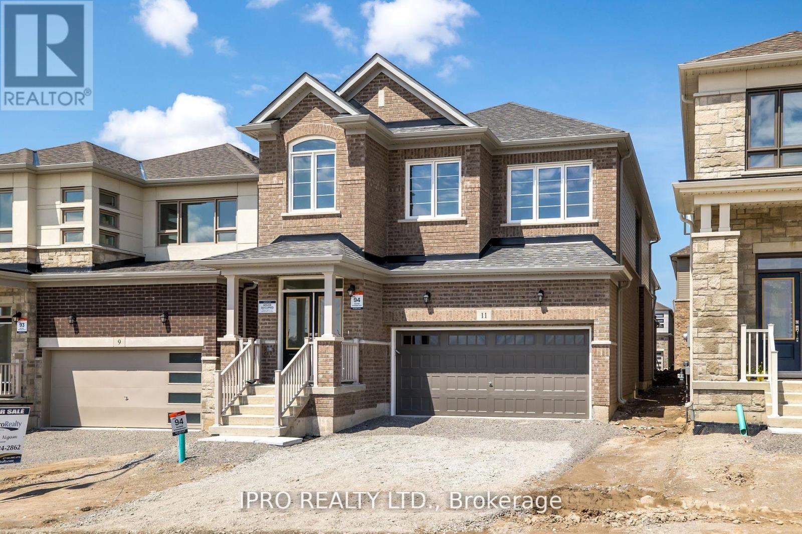 11 PHOENIX BOULEVARD, barrie, Ontario
