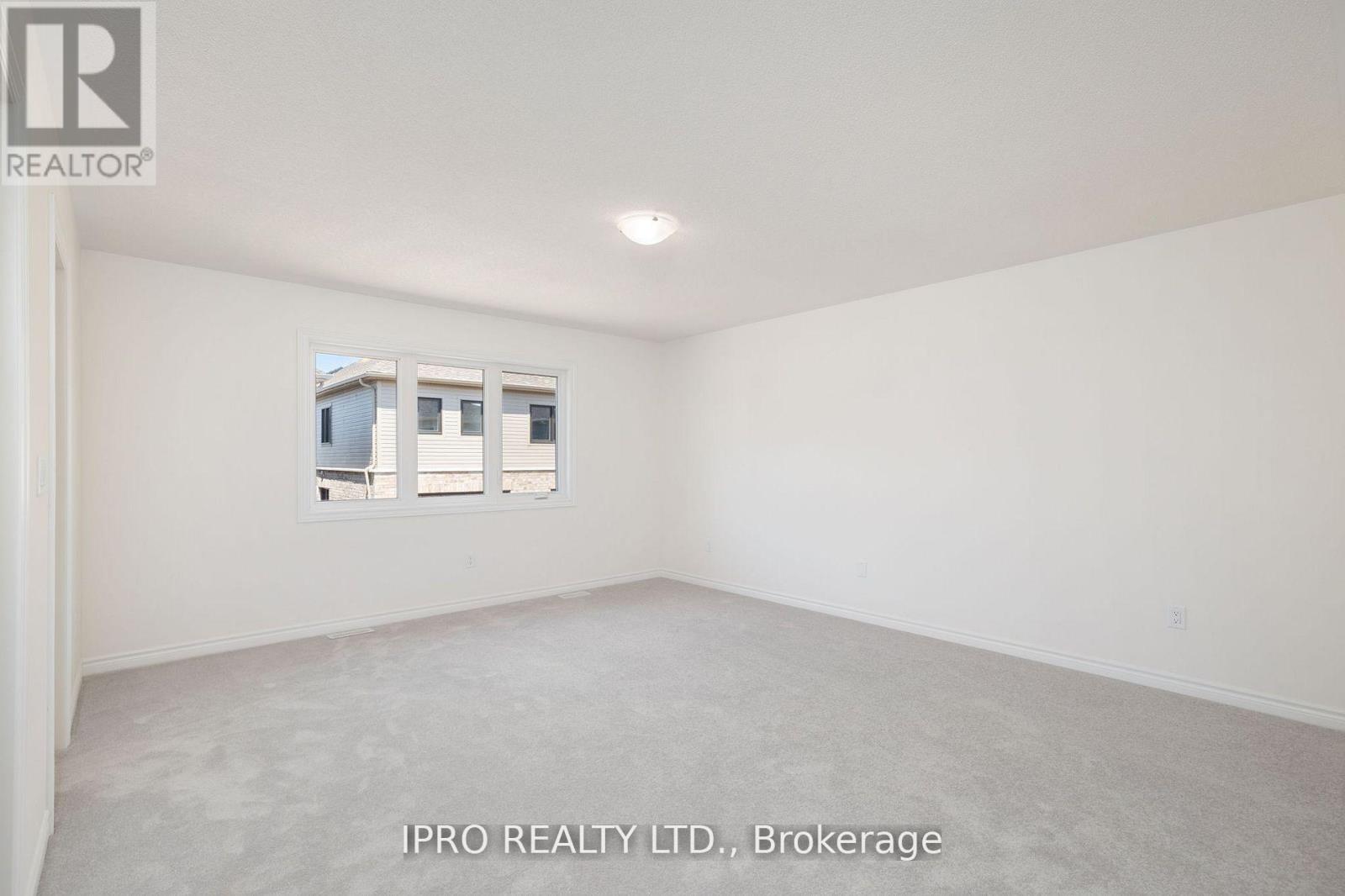 11 Phoenix Boulevard, Barrie, Ontario  L9S 2Z4 - Photo 24 - S12143126