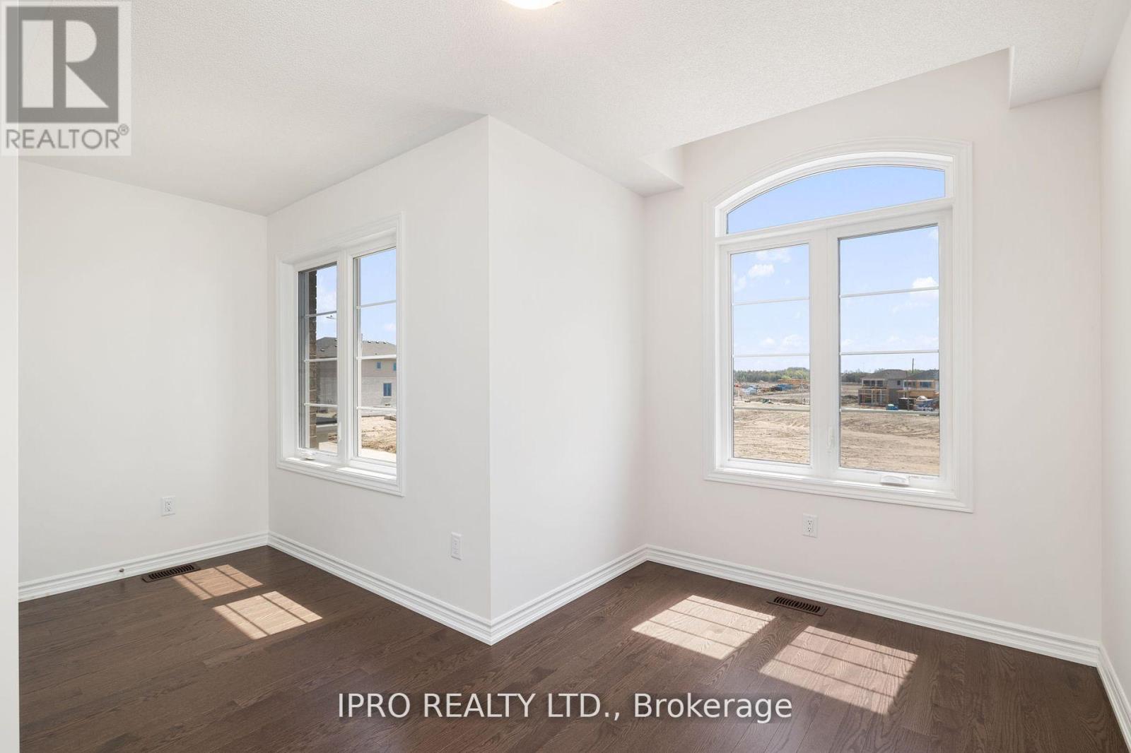 11 Phoenix Boulevard, Barrie, Ontario  L9S 2Z4 - Photo 29 - S12143126