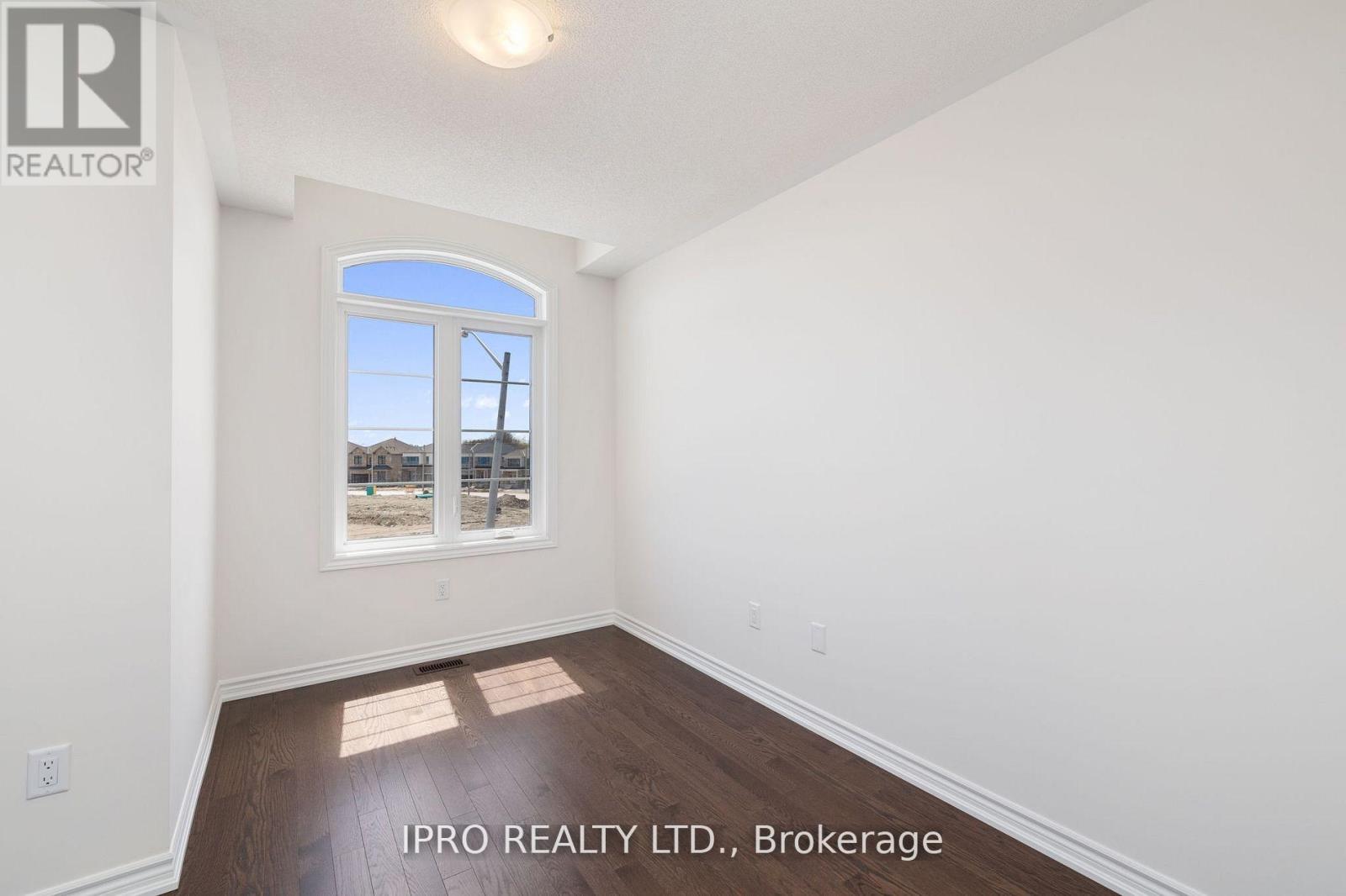 11 Phoenix Boulevard, Barrie, Ontario  L9S 2Z4 - Photo 30 - S12143126