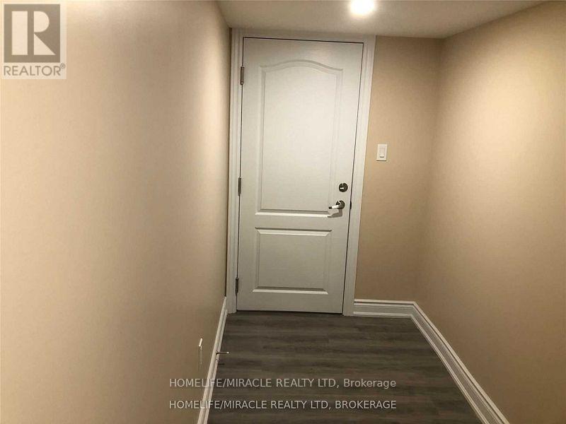 68 Boathouse Road Nw, Brampton (Northwest Brampton), Ontario  L7A 5B7 - Photo 6 - W12143125