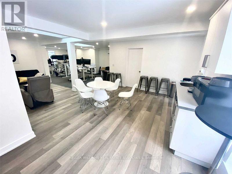 Second Floor - 82 Lakeshore Road E, Mississauga, Ontario  L5G 1E1 - Photo 2 - W12143134