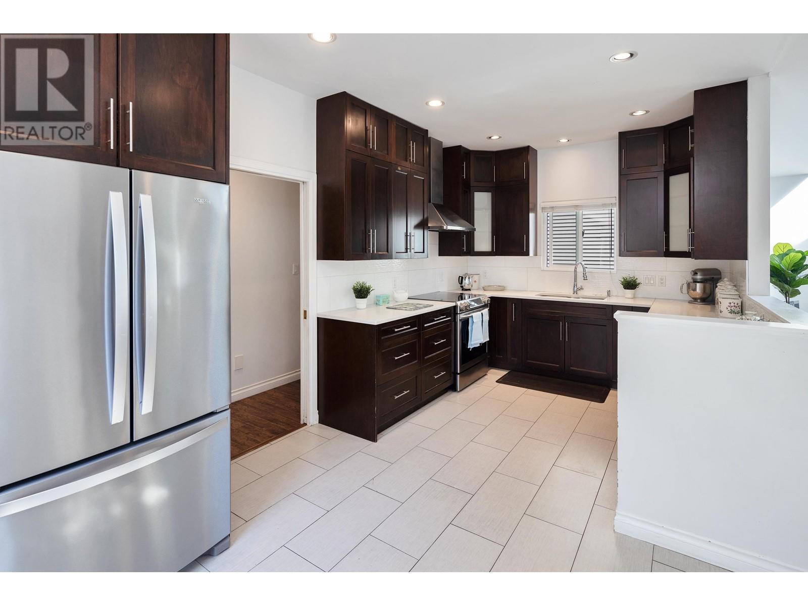 1780 Southeast Marine Drive, Vancouver, British Columbia  V5P 2R8 - Photo 13 - R3001866