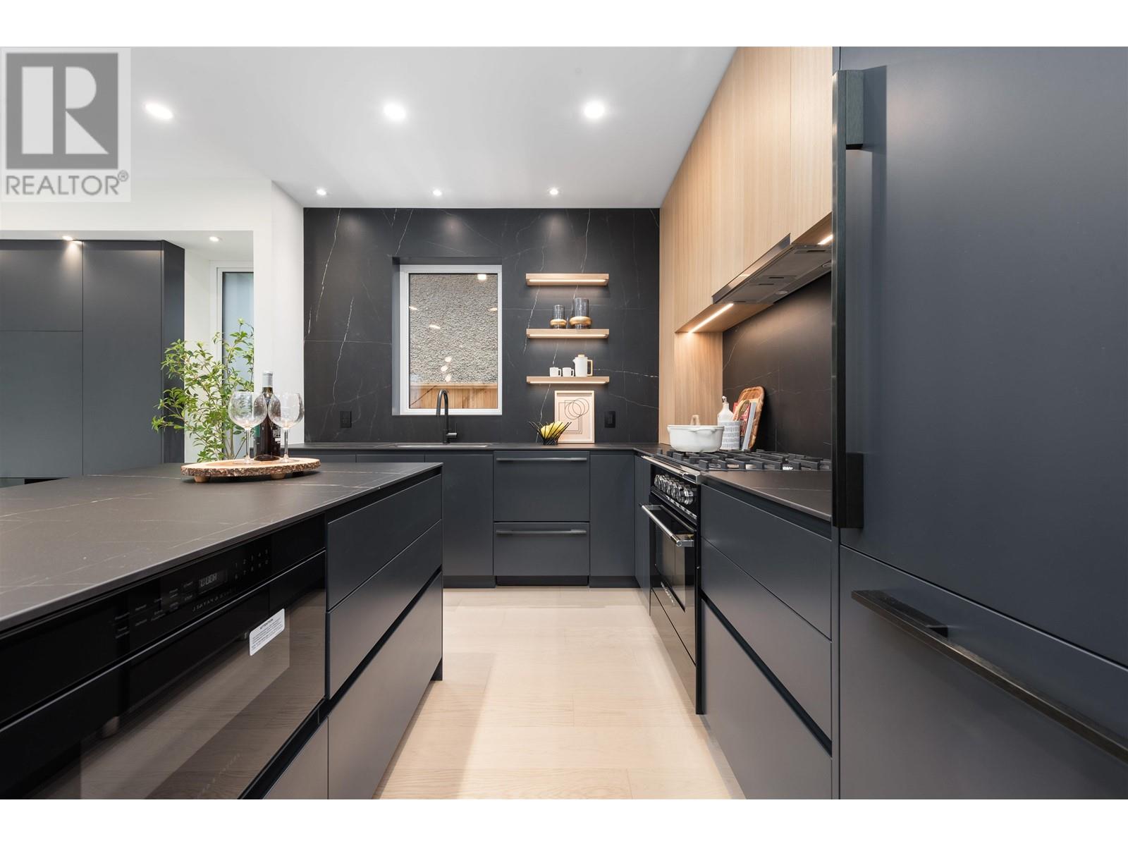 1 2764 W 14th Avenue, Vancouver, British Columbia  V6K 2X2 - Photo 7 - R3001901