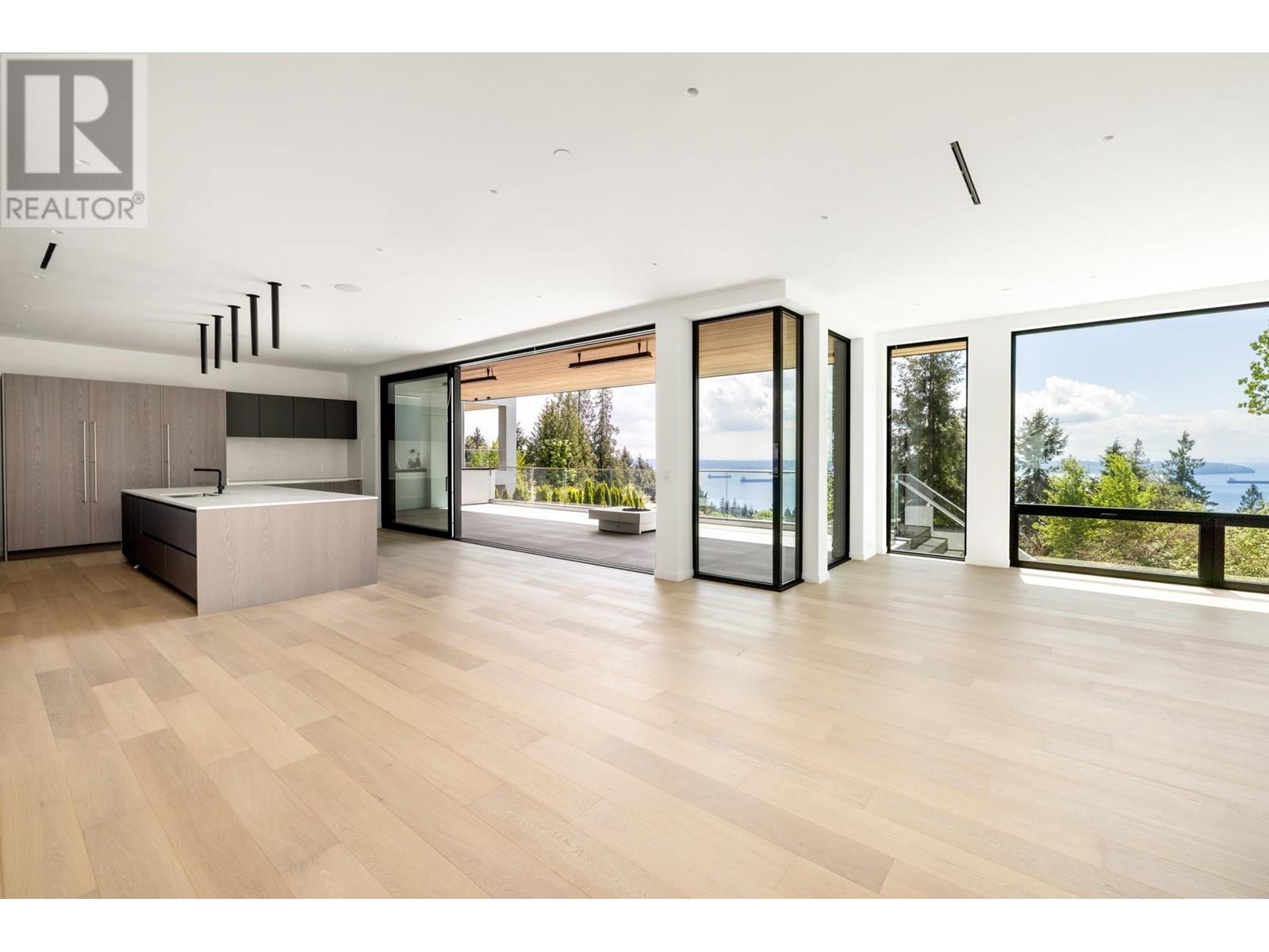 Property at 2760 CHELSEA CLOSE image 3