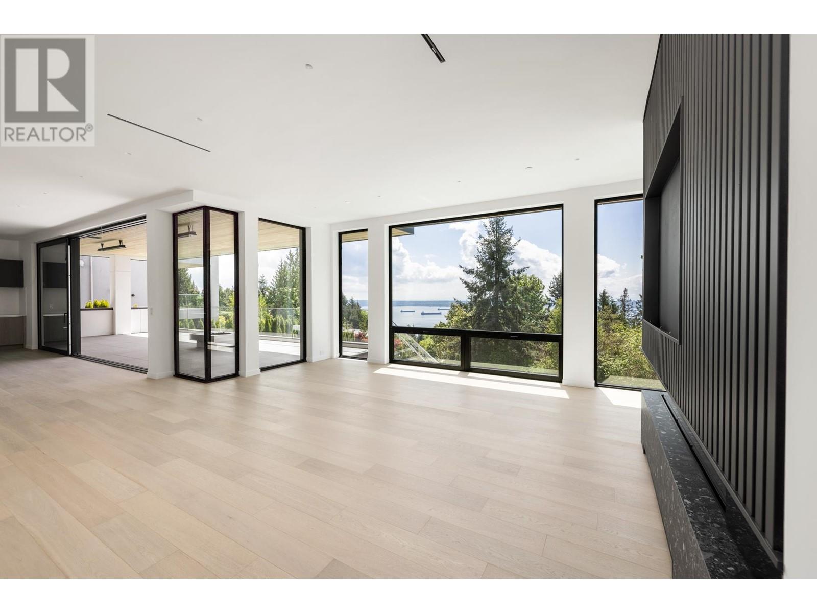 Property at 2760 CHELSEA CLOSE image 4