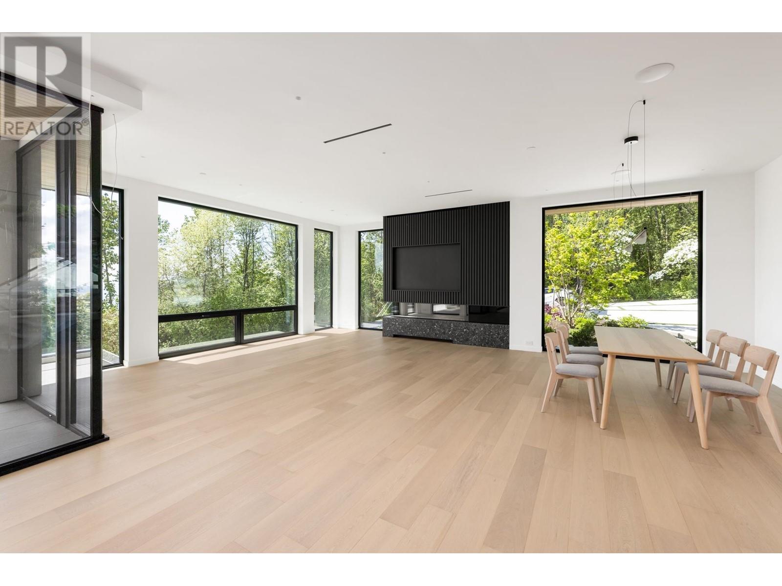 Property at 2760 CHELSEA CLOSE image 5