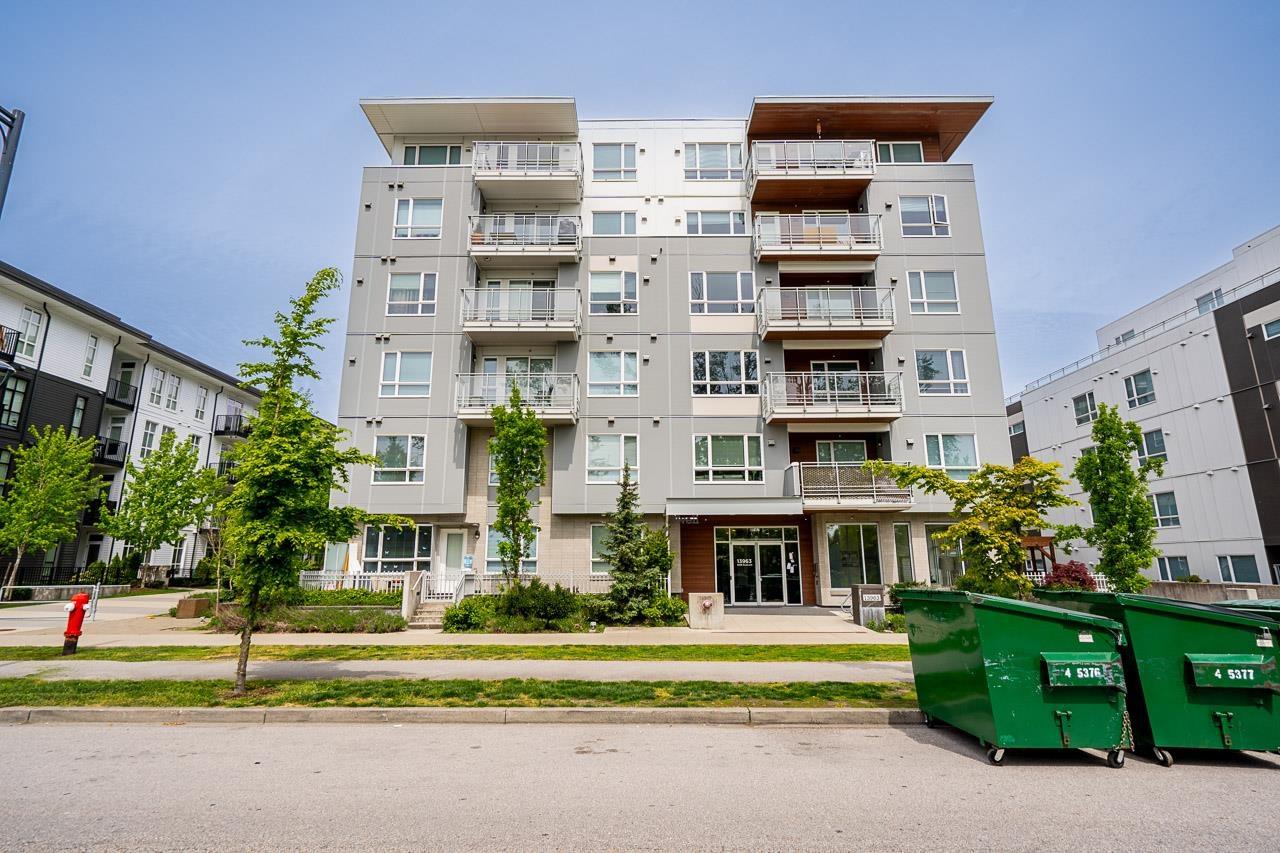 421 13963 105 Boulevard, Surrey, British Columbia  V3T 0M9 - Photo 3 - R3000828