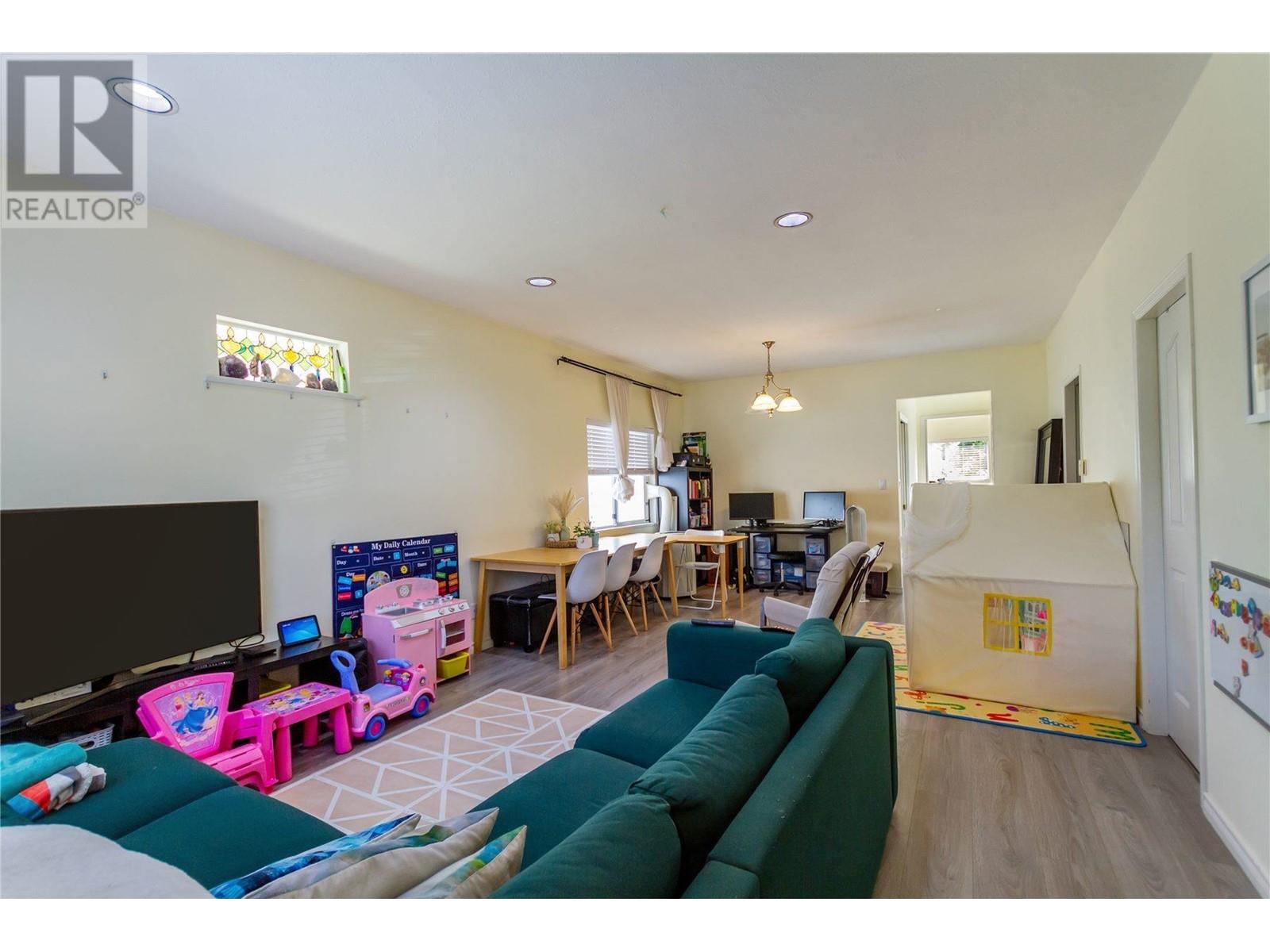 156 E 53rd Avenue, Vancouver, British Columbia  V5X 1H8 - Photo 4 - R2997206