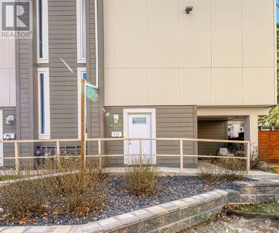 Property at 712, 13104 Elbow Drive SW image 3