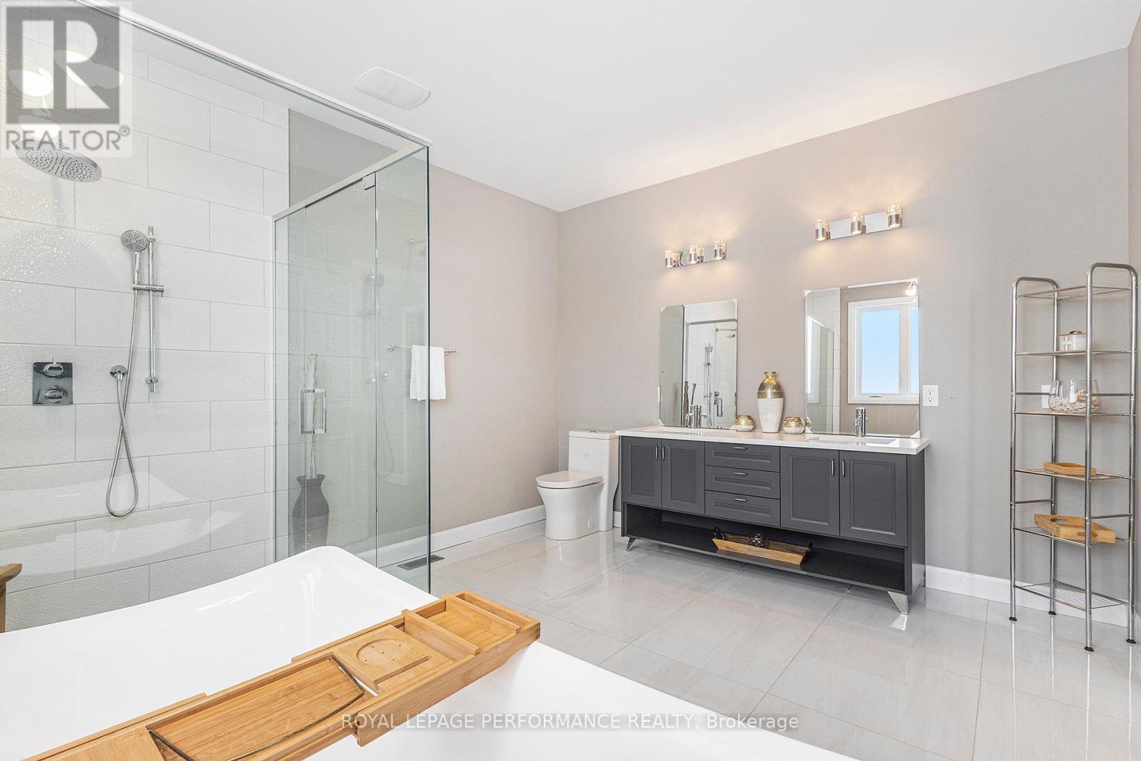 209 Des Violettes Street, Clarence-Rockland, Ontario  K0A 2A0 - Photo 18 - X12143179
