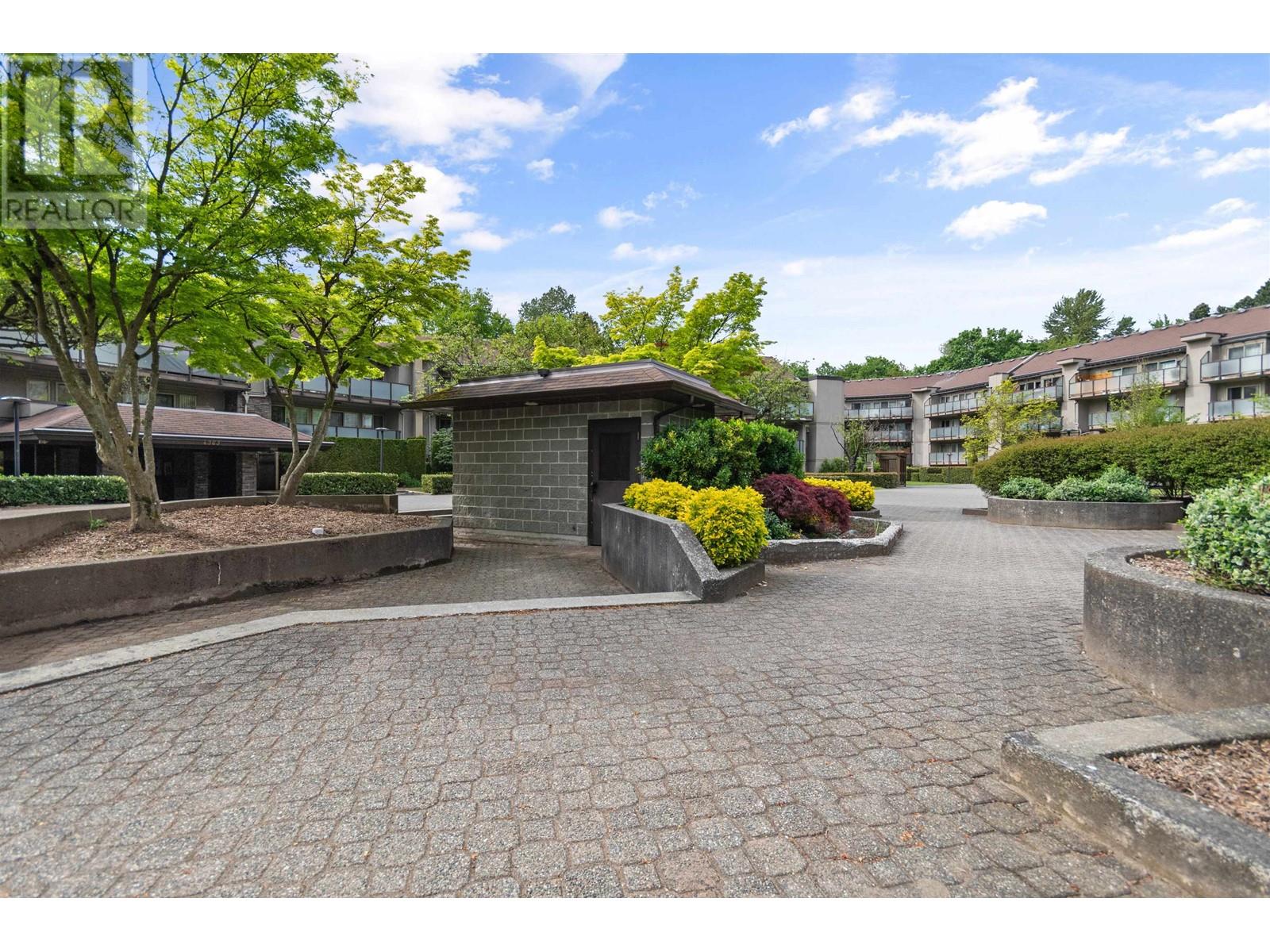 119 4363 Halifax Street, Burnaby, British Columbia  V5C 5Z3 - Photo 31 - R3001379
