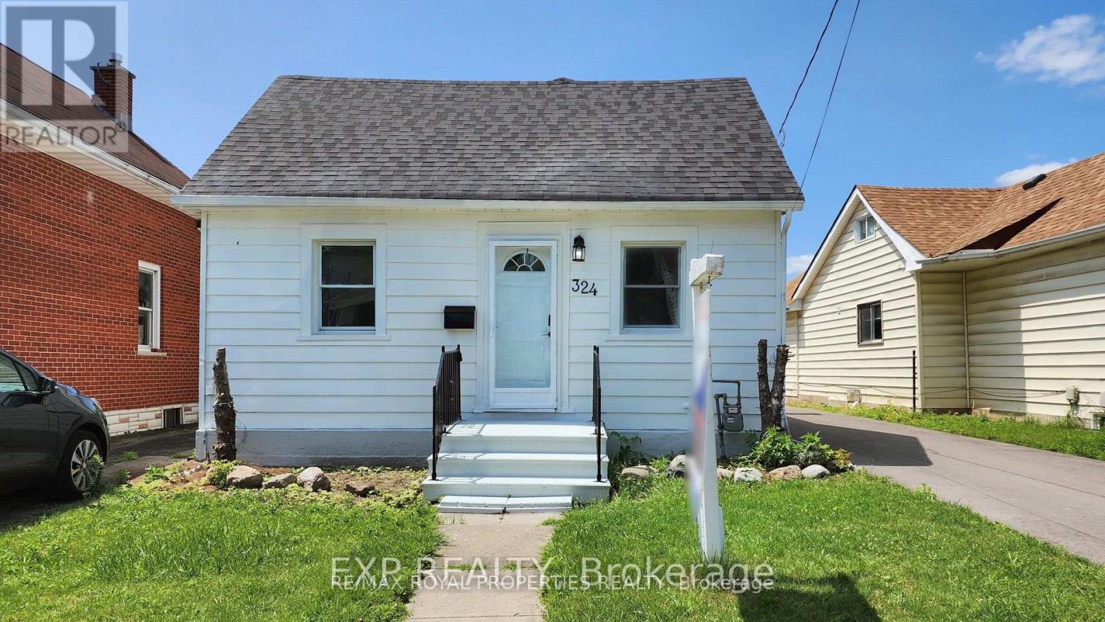 Property at 324 FRENCH STREET image 2