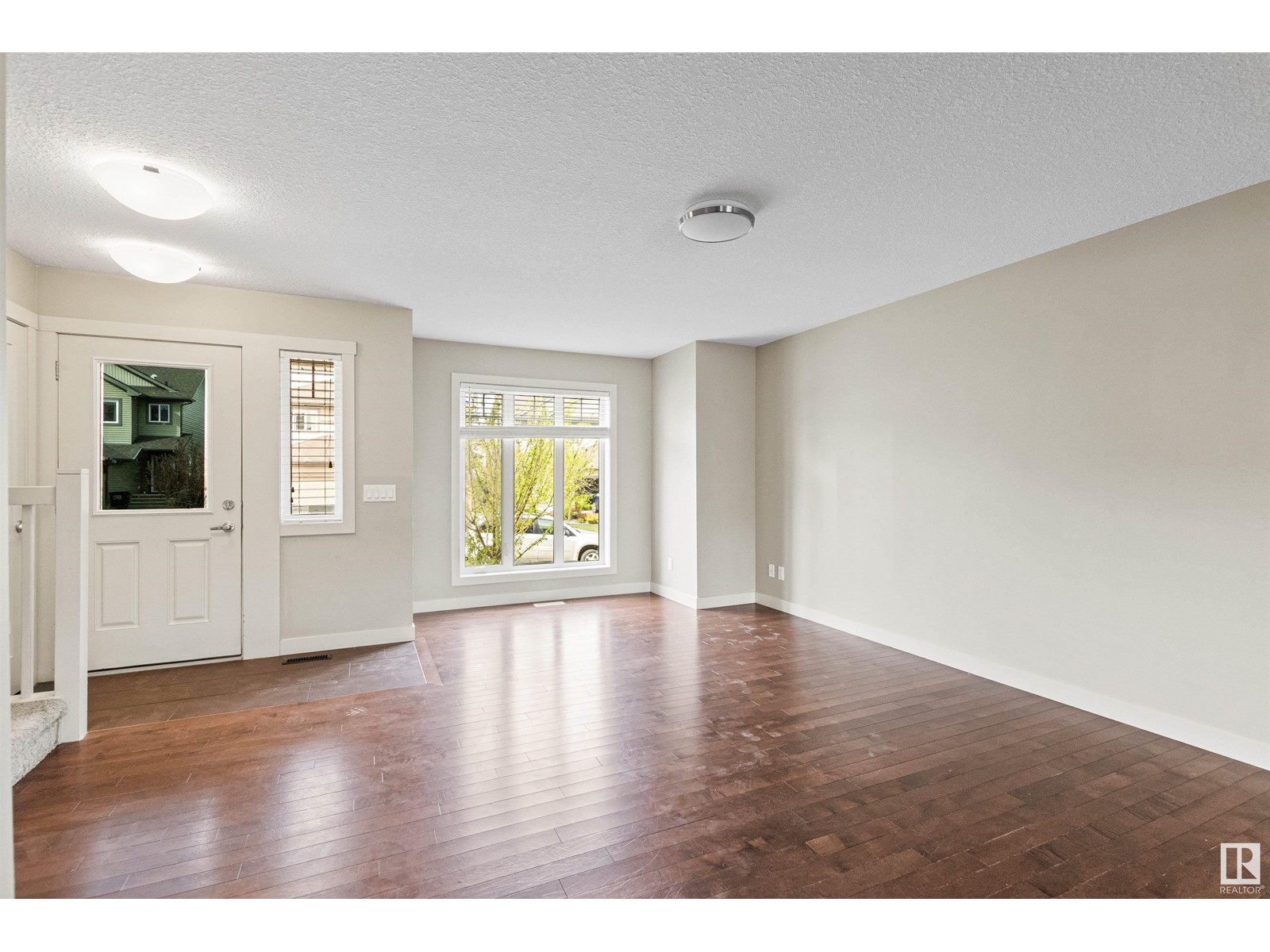 Property at 709 177 ST SW image 5