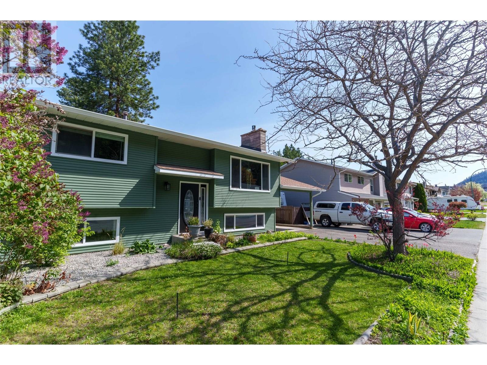 2666 Qu'Appelle Boulevard, Kamloops, BC V2E2H7