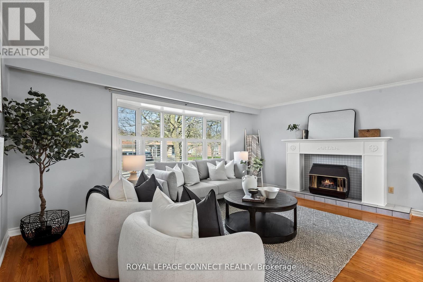 Property at 27 LAWRIE ROAD image 4