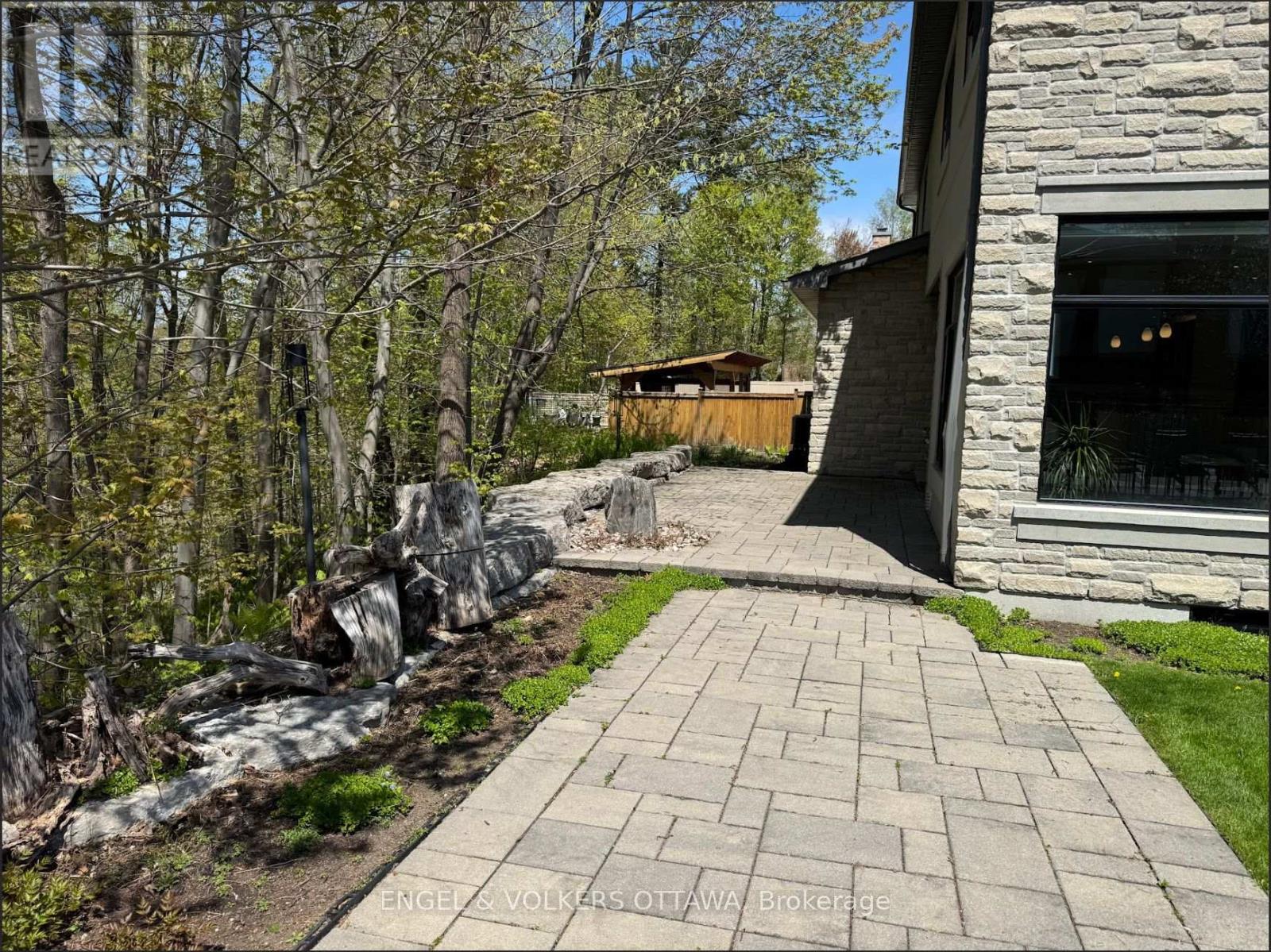 15 Camwood Crescent, Ottawa, Ontario  K2H 7X1 - Photo 42 - X12043163