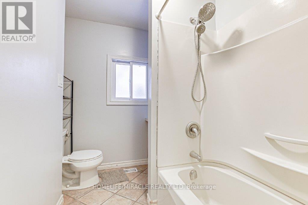 259 Phelan Street, Woodstock (Woodstock - South), Ontario  N4S 2B3 - Photo 10 - X12143172