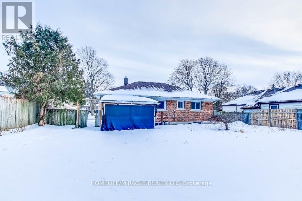 259 Phelan Street, Woodstock (Woodstock - South), Ontario  N4S 2B3 - Photo 18 - X12143172