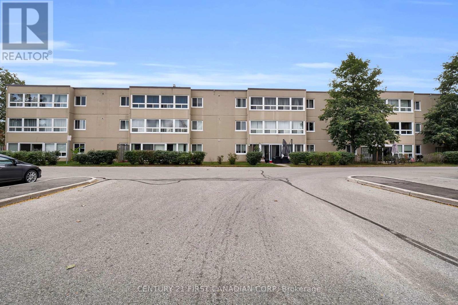 Property at 212 - 1447 HURON STREET image 5