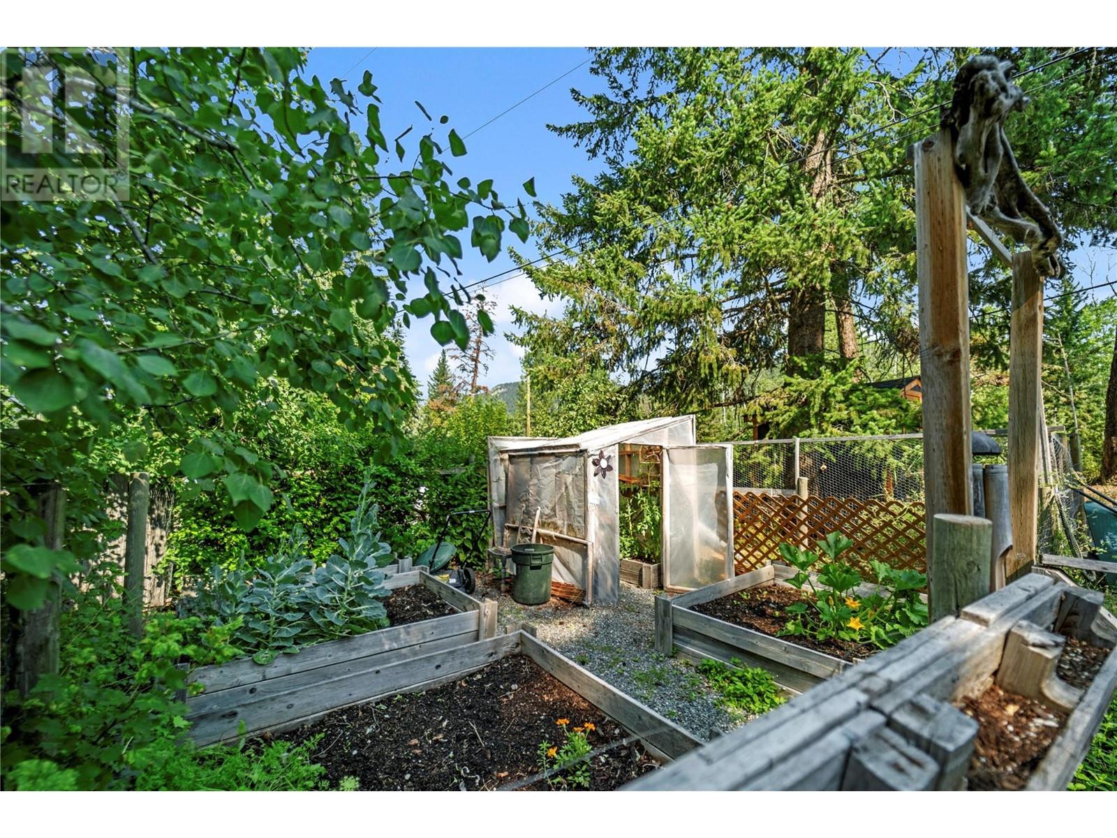2508 Stoney Drive Kamloops Photo 8
