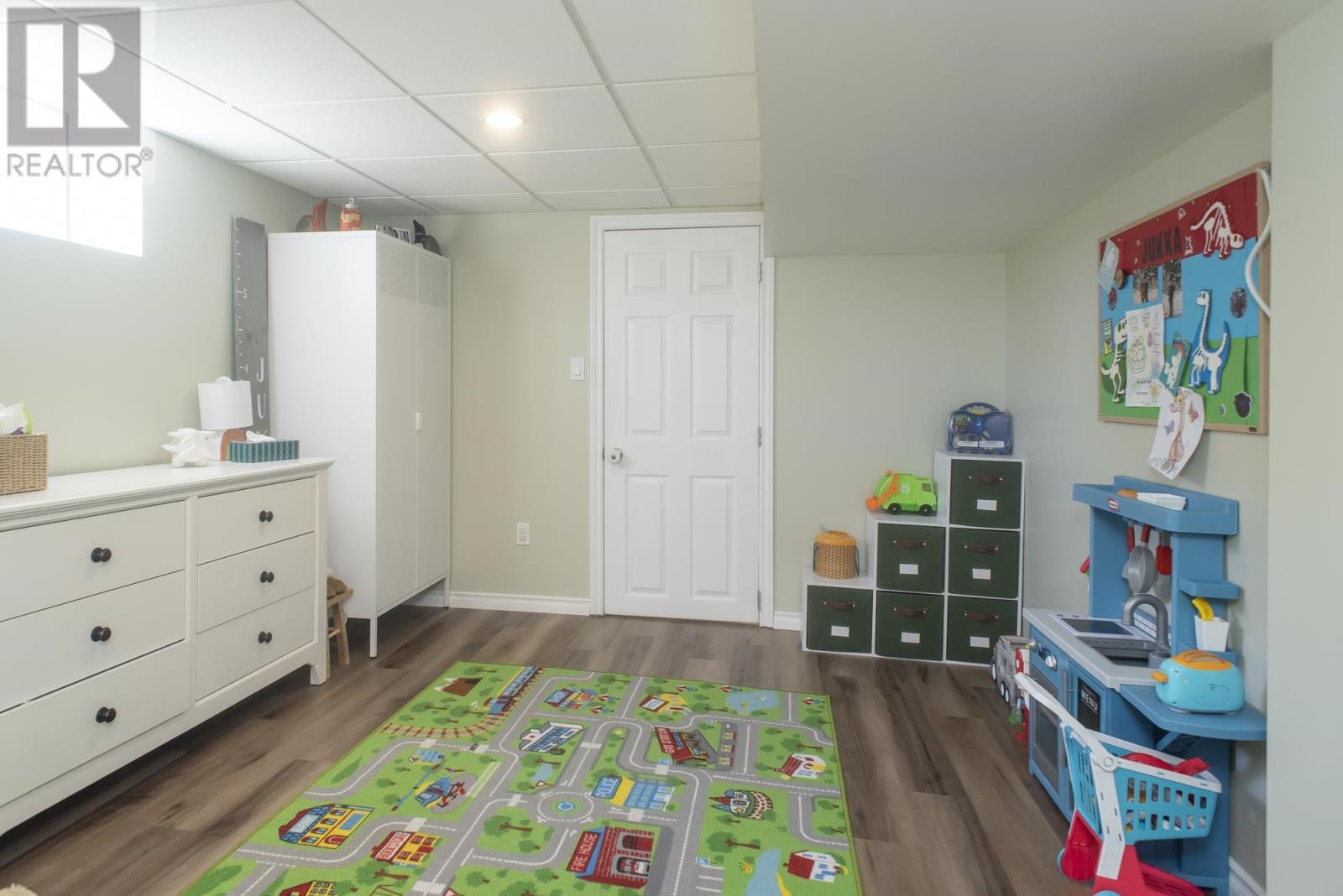 447 Leslie Ave, Thunder Bay, Ontario  P7A 1Y2 - Photo 21 - TB251115
