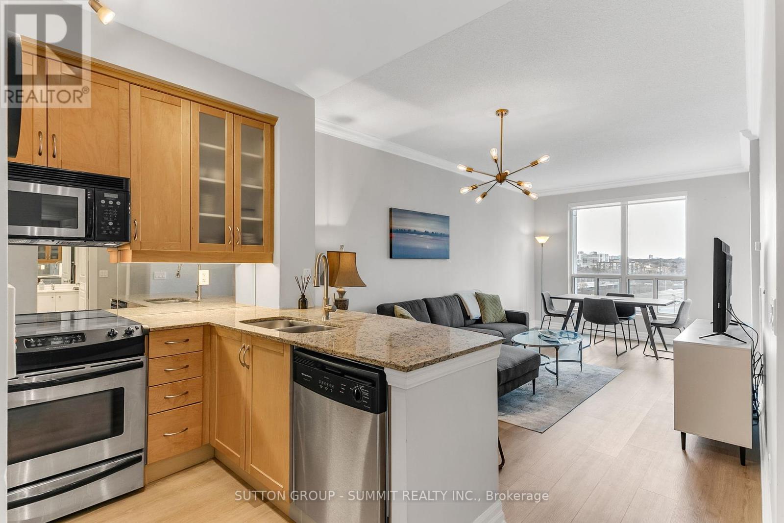 809 - 2083 Lakeshore Boulevard, Toronto, Ontario  M8V 4G2 - Photo 10 - W12099902
