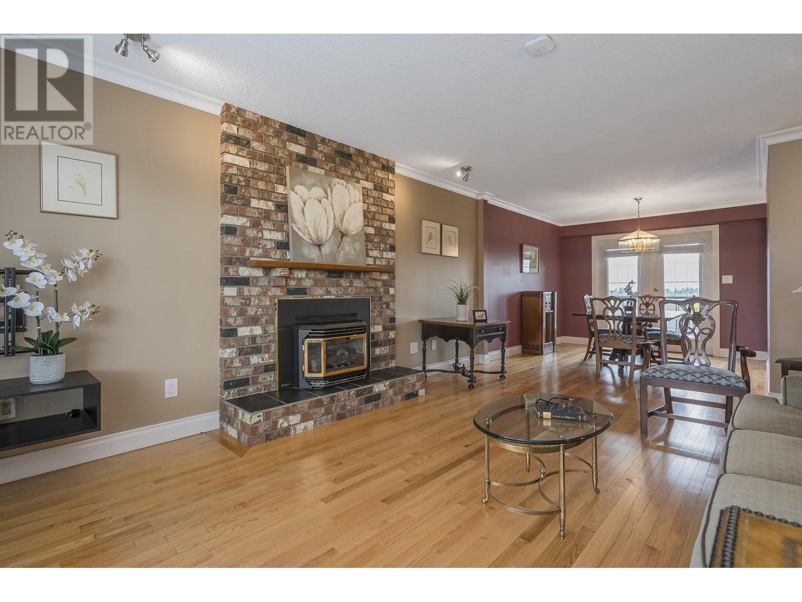 Property at 6087 CRESCENT DRIVE image 5