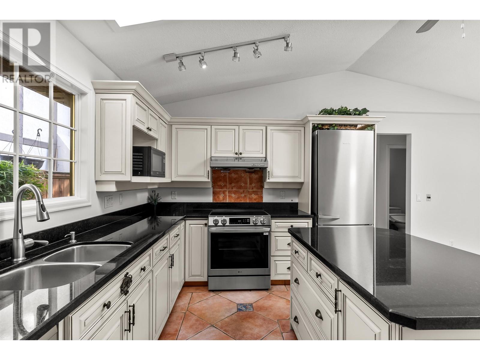 5660 Goldenrod Crescent, Tsawwassen, British Columbia  V4L 2G4 - Photo 15 - R2997355