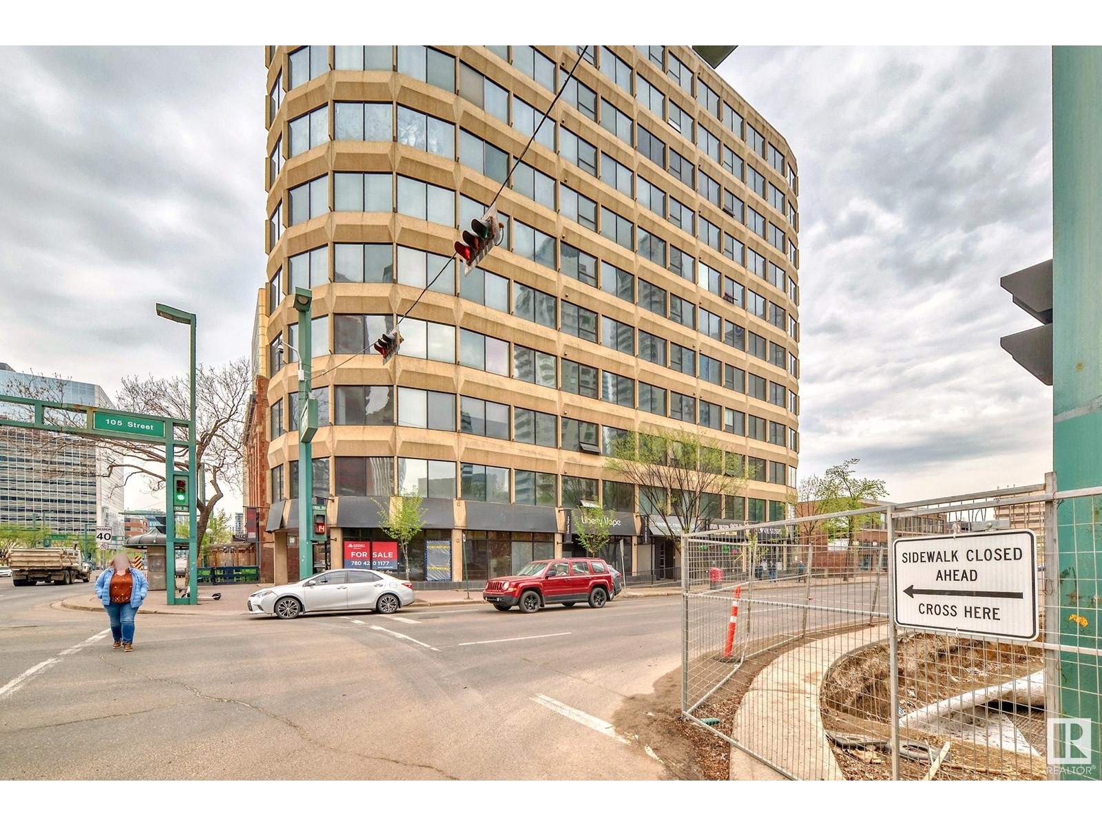 #904 10106 105 St Nw, Edmonton, Alberta  T5J 5E7 - Photo 3 - E4436055