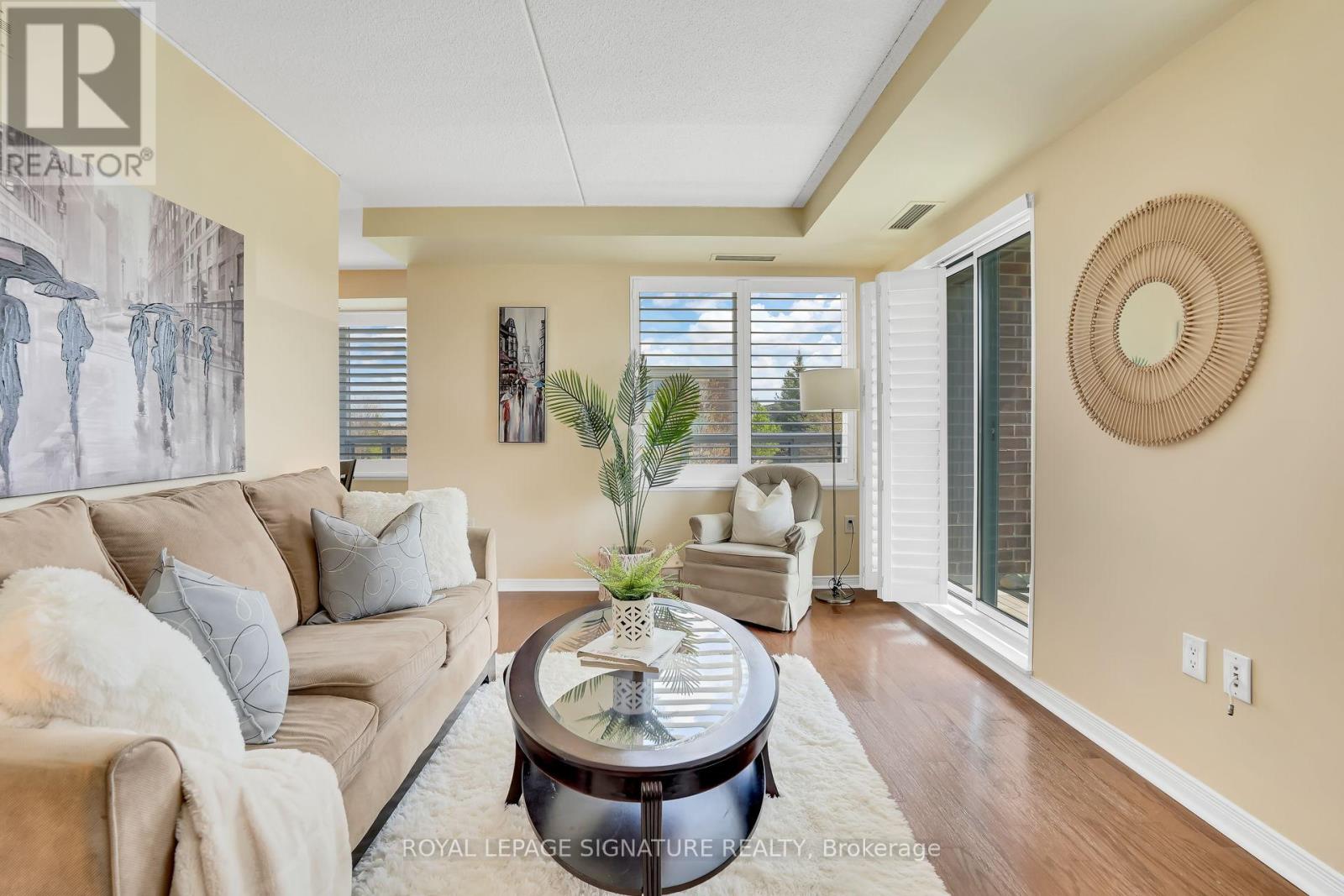 Property at 206 - 55 VIA ROSEDALE image 5