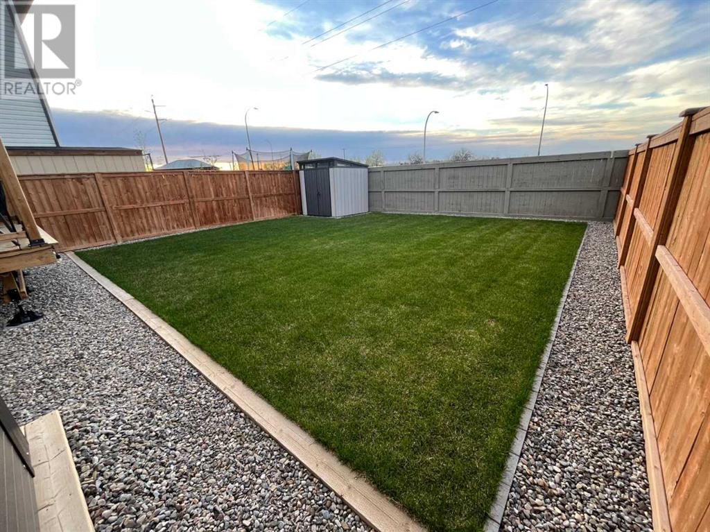 Property at 4517 25 Avenue S image 4