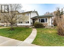 5436 53 Avenue Downtown Lacombe, Lacombe, Ca