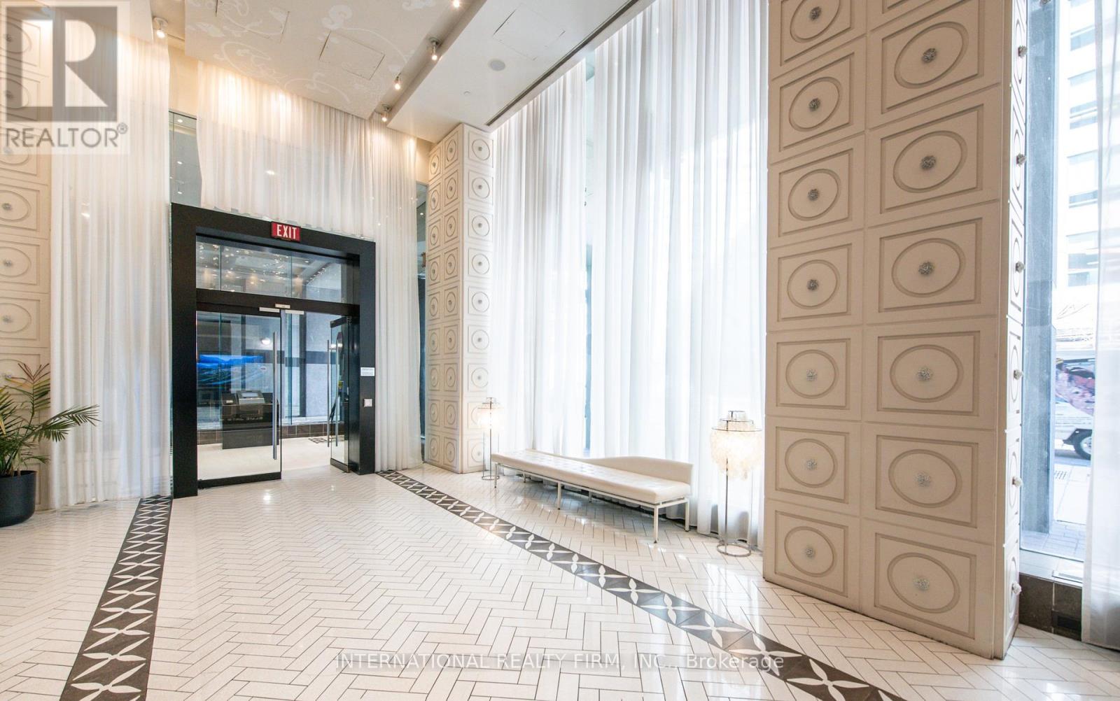 408 - 20 Blue Jays Way, Toronto, Ontario  M5V 3W6 - Photo 19 - C12122913