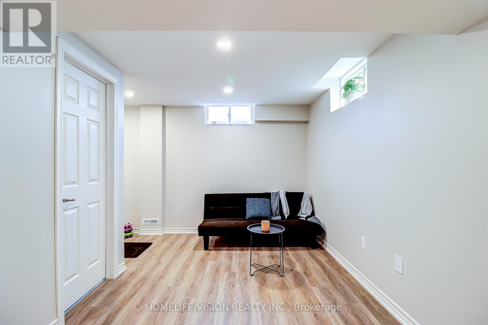 28 Longueuil Place, Whitby, Ontario  L1R 3G9 - Photo 20 - E12138744